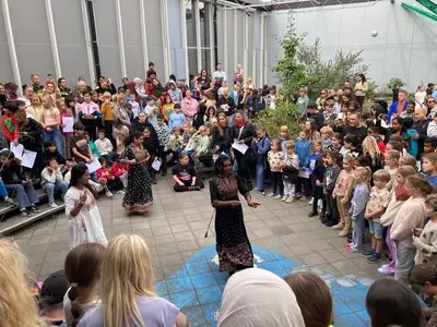 ‘t Karregat wil een brug slaan met het Landenfestival op school
