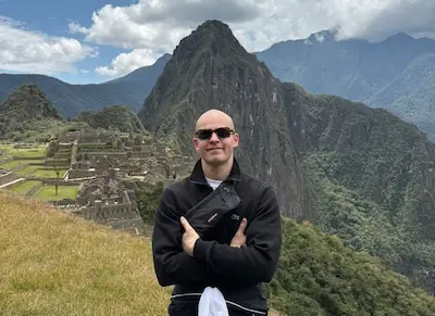 Protesten in Peru zetten reis van Stijn (23) uit Dongen volledig op z’n kop: ‘We hadden Machu Picchu bijna voor onszelf’