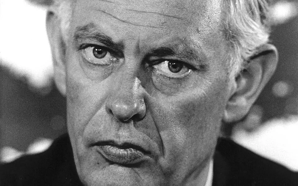 Bert Smallenbroek (88), oud-burgemeester van Smallingerland, overleden