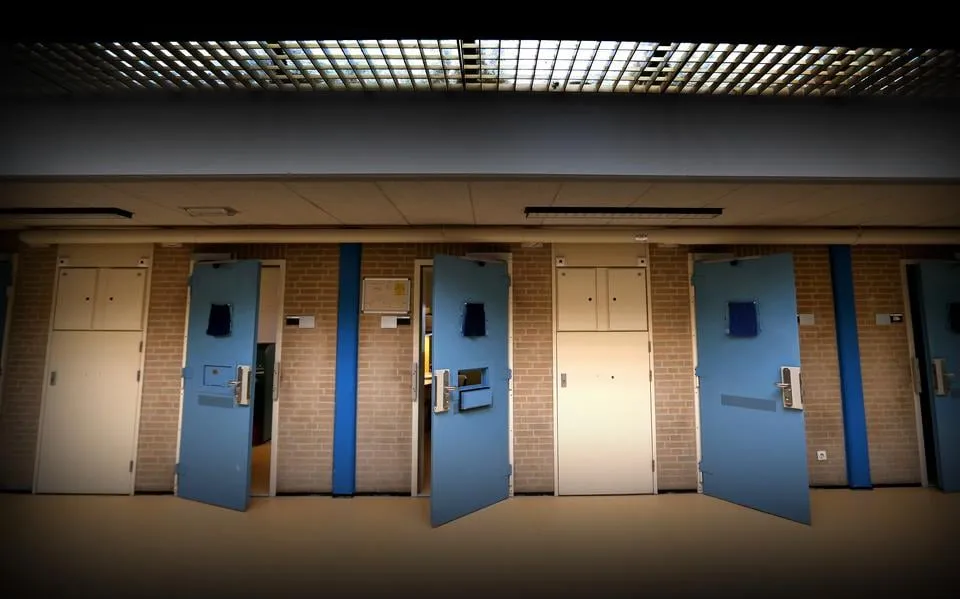 Nieuw regime op afdeling voor zware criminelen zorgt voor onrust bij PI Leeuwarden