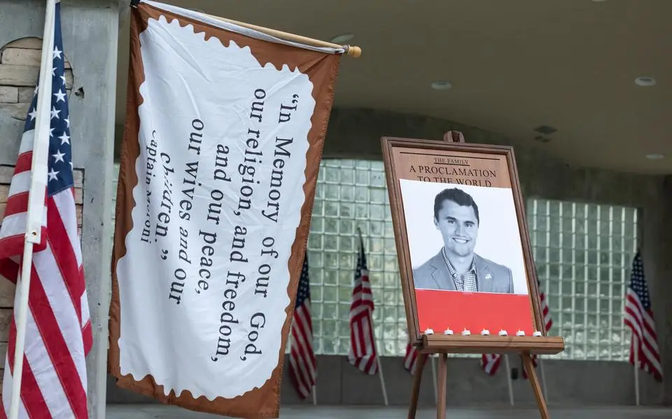 Docent plaats aanstootgevende berichten over dood Charlie Kirk: Bornego College Heerenveen neemt maatregelen