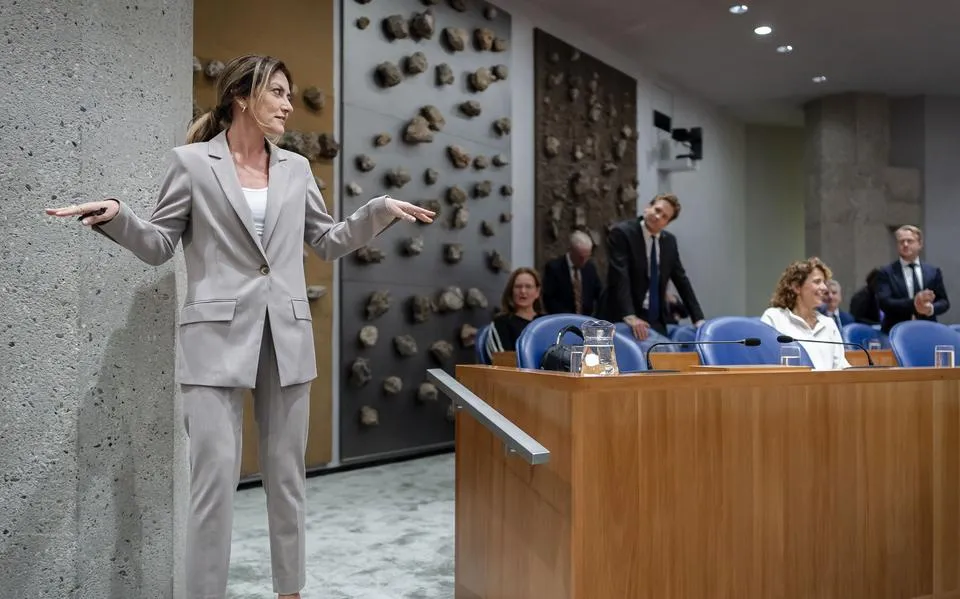 In een ‘verkiezingsdebat’ zonder einde proefden politici elkaar de nieren