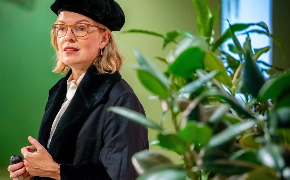 Terreurdeskundige Beatrice de Graaf, bekend van tv, trapt in Leeuwarden academisch jaar af: ‘Toen kwam er meer geweld bij’