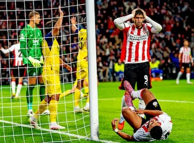 PSV heeft een dikke jas uitgedaan en zakt door het ijs bij eerste internationale test