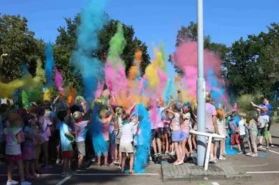 Colorrun bij Sportstuif in Wintelre