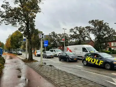 De meest flitsende flitspaal van Tilburg is verdwenen, maar voor hoe lang? Het blijft opletten