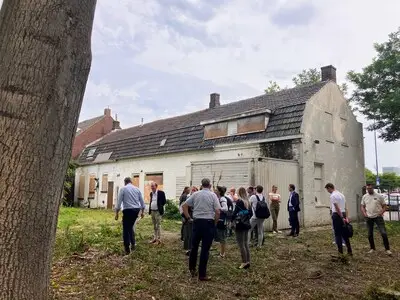 Impasse over rotte plek aan de Woenselse Markt, eigenaren balen van de gemeente
