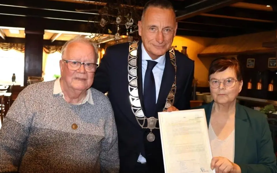 Hendrik en Grietje uit Buitenpost: terug waar het 60 jaar geleden begon
