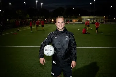 Kind van de club ziet op De Korze zijn droom uitkomen: ‘Altijd al de ambitie gehad om ooit hoofdtrainer te worden’