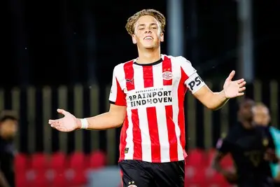Van Duiven belde meteen vader en moeder na belangrijk nieuws vanuit PSV
