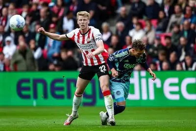 LIVE | PSV gaat na gelijkspel tegen Ajax vol voor de overwinning op bezoek bij Excelsior Rotterdam