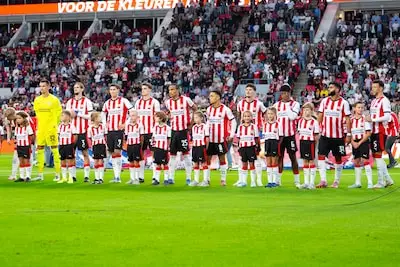 Hoe PSV de selectie bij elkaar wil houden, na de eerste grote kras van dit seizoen