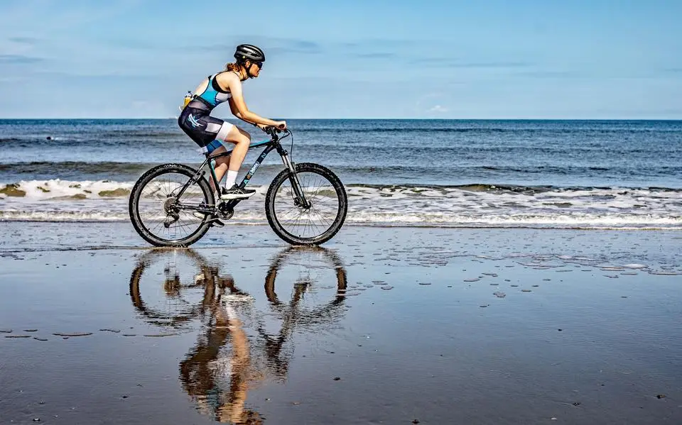 Spontaan meedoen aan een sprinttriatlon. Een ervaring rijker of een illusie armer?