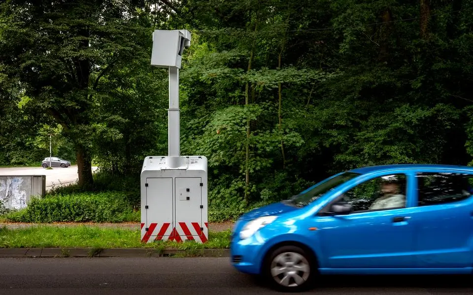 Monteur knipt stroomkabel van flitspaal in Zevenhuizen door, maar bekeuringen blijven komen