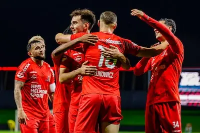 LIVE | Helmond Sport en FC Eindhoven beginnen ongewijzigd aan tweede helft
