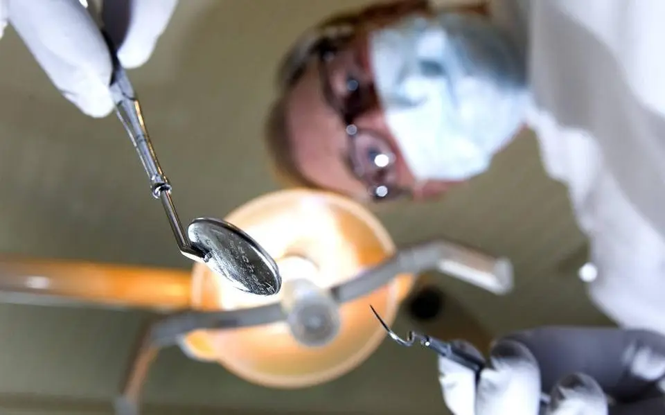 Oplichter doet zich bij tandartsen voor als vertegenwoordiger edelmetaalbedrijf uit Joure