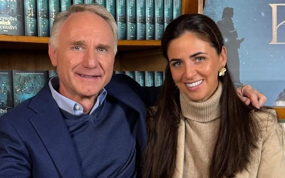 Schrijver Dan Brown verloofd met Friese paardentrainer