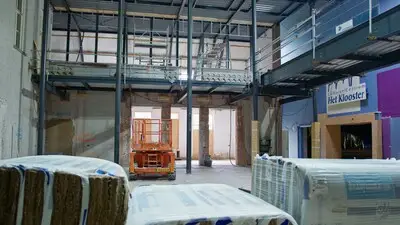 Ruim zestig ton nieuw staal: de verbouwing van het Klooster in Nuenen is halverwege
