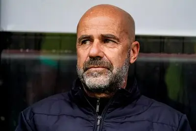 Bosz mist dit weekend vier spelers, vertelt over de stand van zaken bij PSV, het falen in Europa én waarom Paul Wanner niet speelde