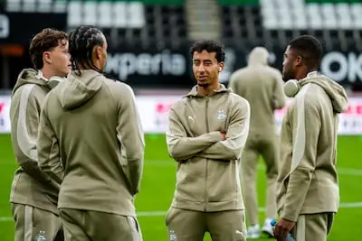 LIVE | PSV wordt teruggeduwd door enthousiast NEC, Til krijgt wél eerste schietkans