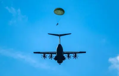 Militaire vliegtuigen komen laag over Eindhoven: dit is waarom