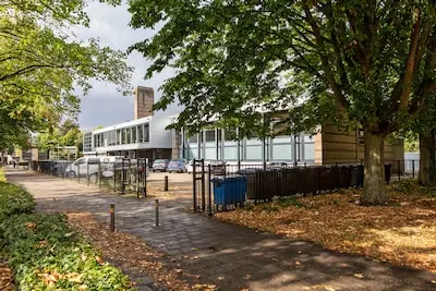 Onrust in Zorgvlied over komst islamitische school Novum Lyceum, ‘Gemeente geeft geen enkel antwoord op onze vragen’