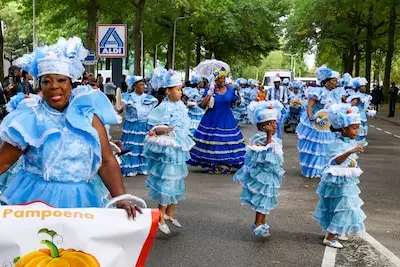 Eten, drinken, blije gezichten en een optocht tijdens Mundial-Noord