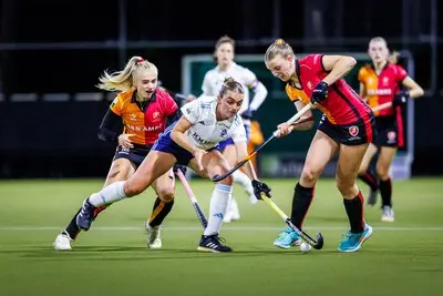 De perfecte tip-in die HC Tilburg puntloos achterliet en Oranje-Rood de eerste zege bezorgde: ‘Bijna niet te missen’