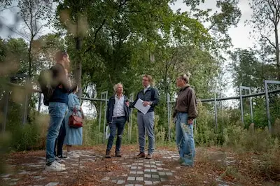 Van doods en duister naar lichter, groener en vooral fijner: hoe stadspark Oude Dijk verandert