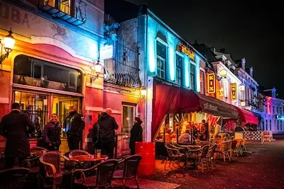 Feesten voor een goed doel: Dolle Mina's houden benefietavond in Eindhoven tegen geweld