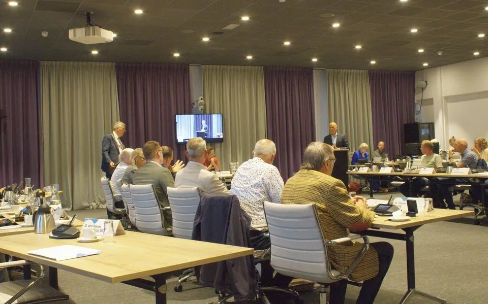 Gemeentehuis Joure bijna klaar, raad vergadert tijdelijk in buurgemeente Heerenveen