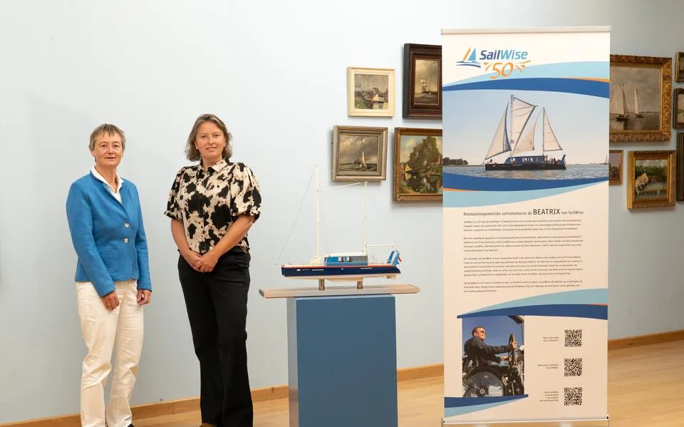 Rolstoeltoegankelijke Beatrix als schaalmodel te zien in Fries Scheepvaart Museum