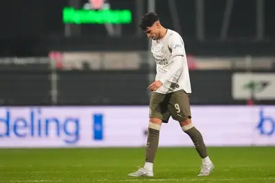 PSV haalt opgelucht adem: schade bij spits Ricardo Pepi valt mee