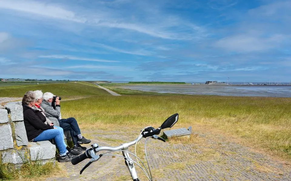 Dijkversterking op Schiermonnikoog staat ineens op losse schroeven. ‘Dit kan niet waar zijn, dachten we’