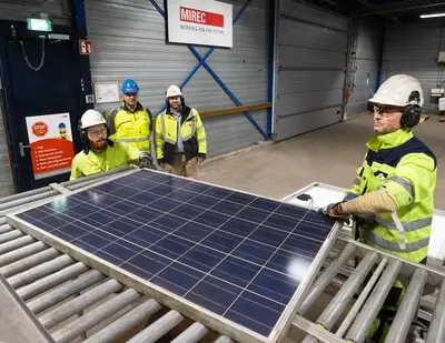 Hoe straks 50.000 afgedankte zonnepanelen per jaar een tweede leven krijgen