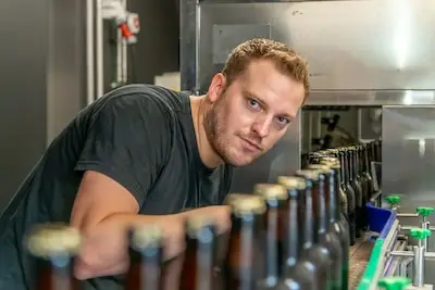 Wereldtitel voor biersommelier Léon (33) uit Almkerk: ‘Een kaasplank met oude kazen bij La Trappe Tripel’