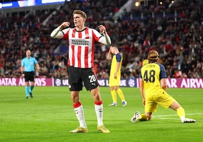 LIVE | Saibari mist enorme kans voor open doel, PSV jaagt op de aansluitingstreffer