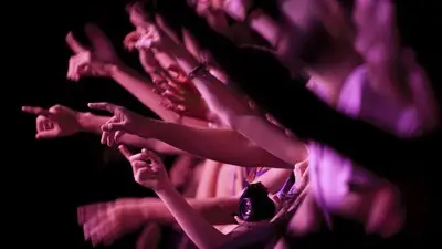 Tilburg verwelkomt De Feestfabriek: een evenement voor alle leeftijden in Poppodium 013