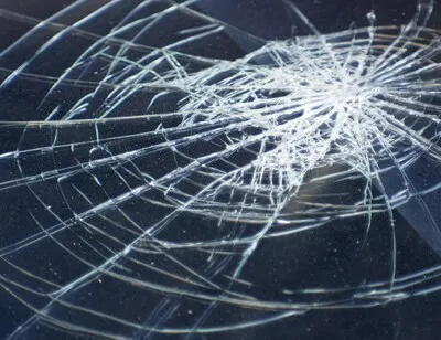Ruiten van elf auto’s ingeslagen in Eindhovense wijk