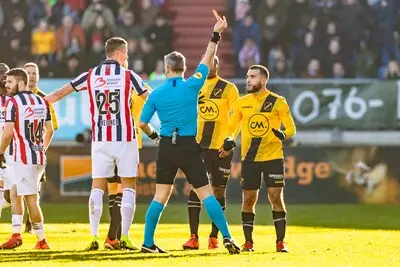 Willem II handelt ook ná Deadline Day nog: Tricolores in gesprek met voormalig NAC-middenvelder El Allouchi