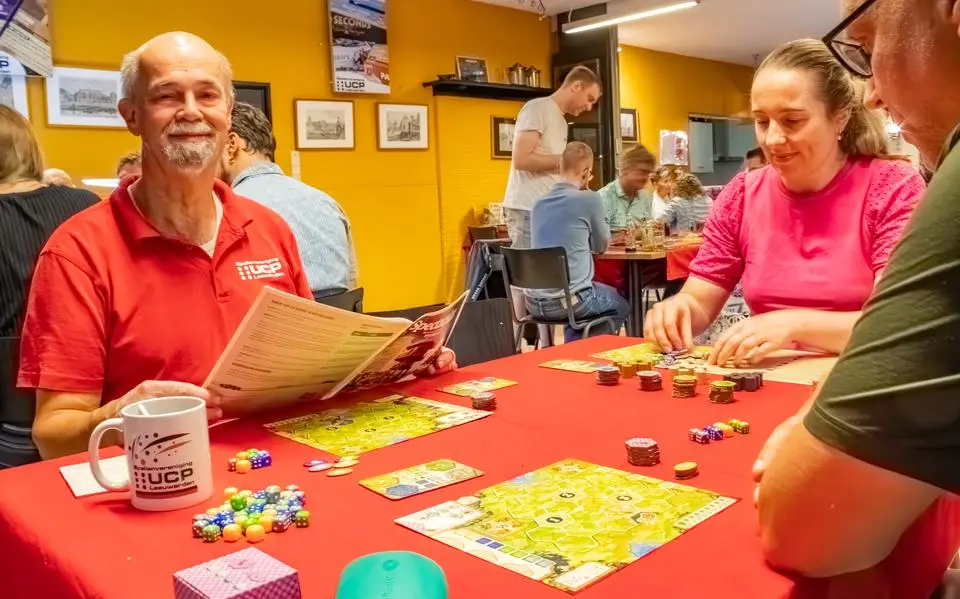 UCP Leeuwarden is nog springlevend: bord- en kaartspellen blijven populair ondanks concurrentie van online games
