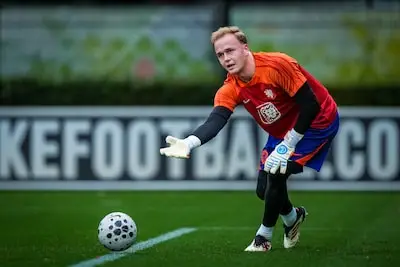 Wordt derde keeper van PSV eerste doelman van Jong Oranje? ‘Ik ga de strijd aan’