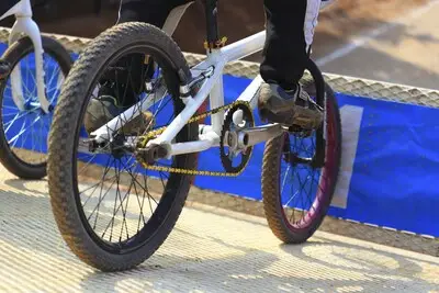 Ouders en kinderen leren falen tijdens EK BMX Freestyle in Eindhoven