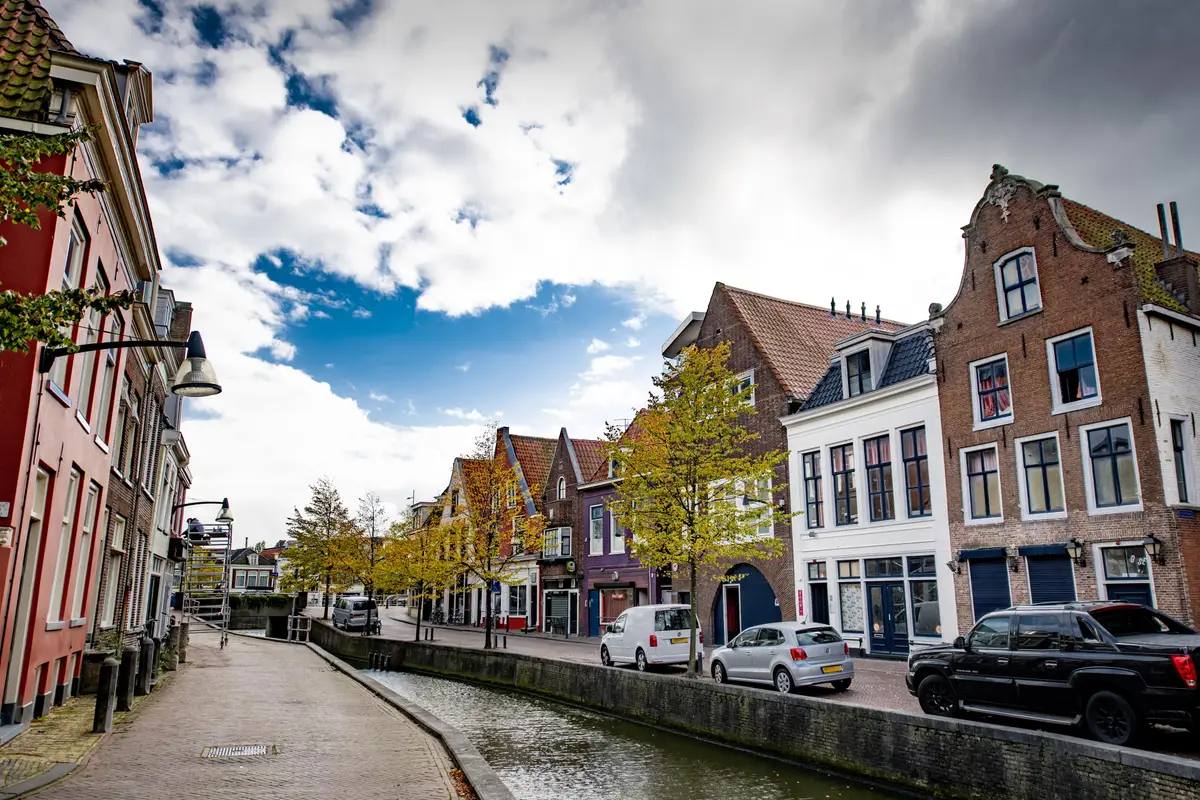 Bordelen op de Weaze in Leeuwarden ‘niet zo in trek’ bij kopers