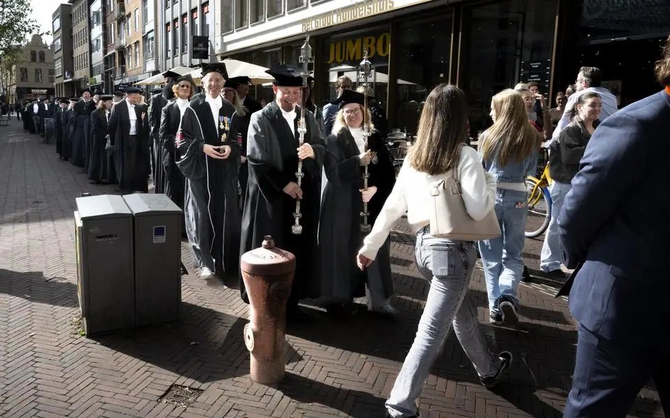 Hoe diep is de opleidingskloof? ‘We hebben veel meer gemeen dan we soms denken’
