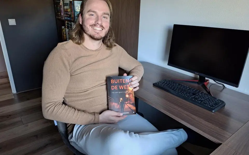 Hoe jeugdheld Sylvester Stallone Marc (31) uit Surhuisterveen inspireerde om een thriller te schrijven