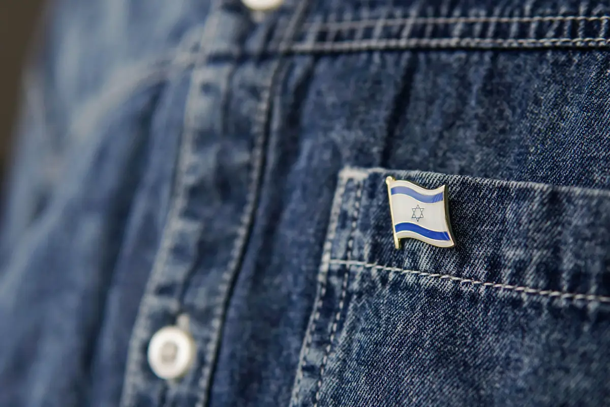 Waarom ik een Israëlisch speldje draag | opinie