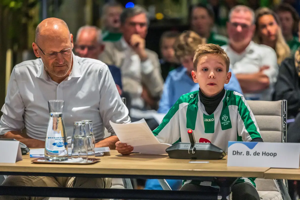 Borick (13) wil geen half maar een heel nieuw kunstgrasveld voor SC Joure