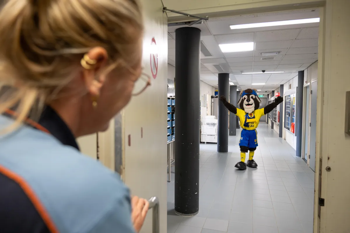 Vaders en kinderen in de PI Leeuwarden herenigd. ‘Ik wil dat hij weet dat ik er altijd voor hem ben’