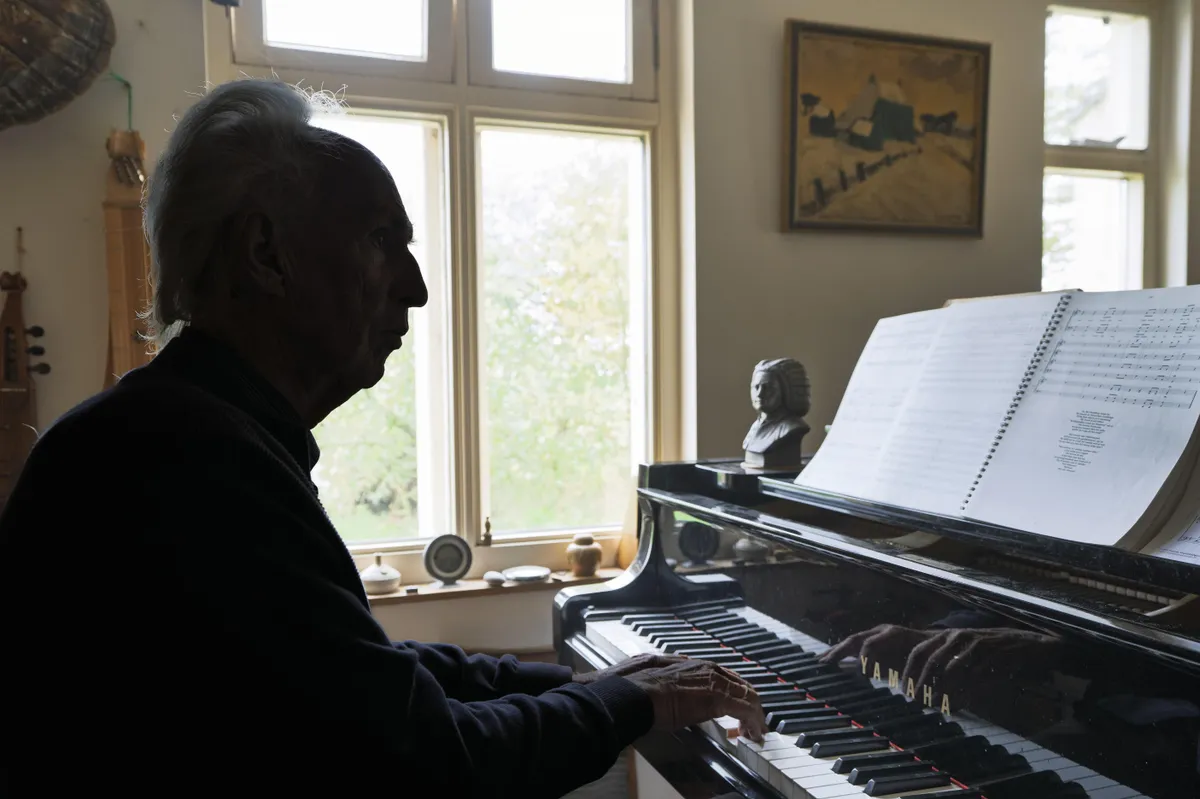 Musicus Hindrik van der Meer neemt afscheid: ‘Mear fertriet as oaren’